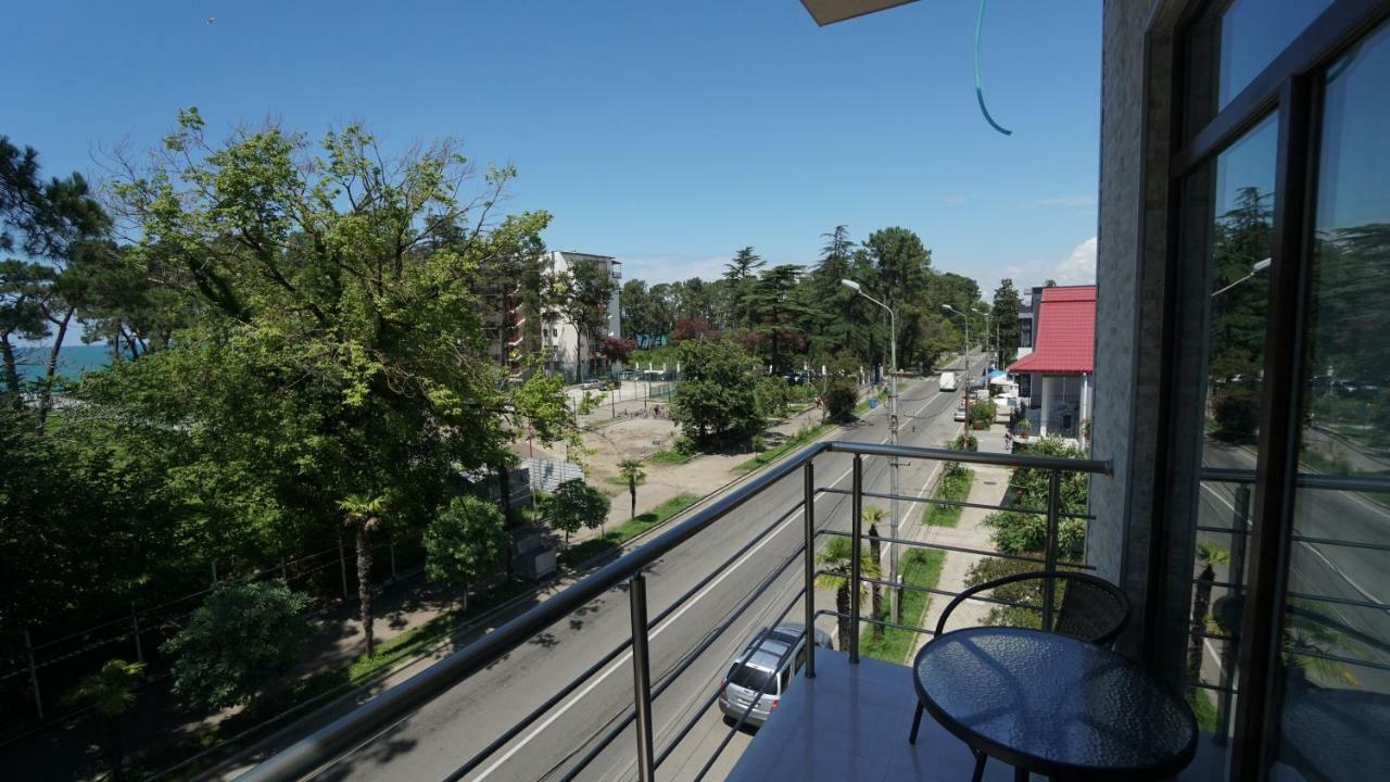 Hotel Horizon Кобулети Екстериор снимка