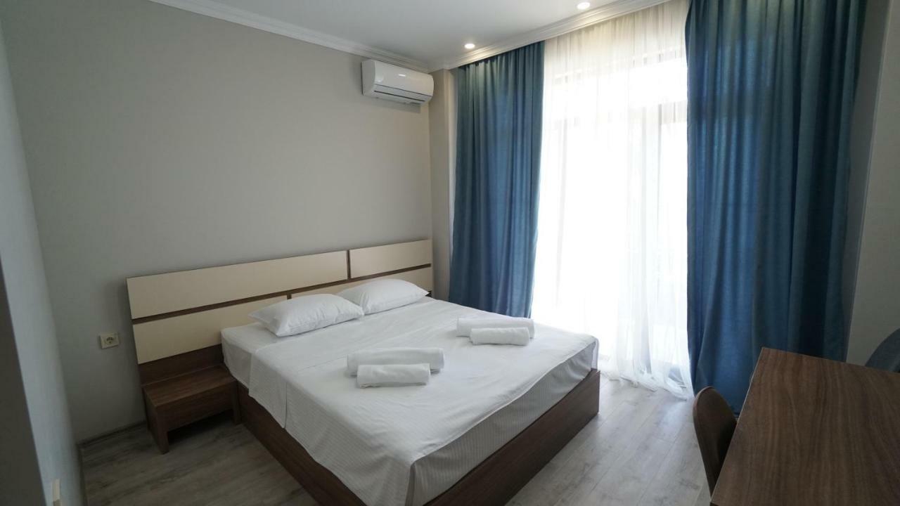 Hotel Horizon Кобулети Екстериор снимка
