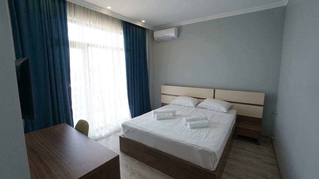 Hotel Horizon Кобулети Екстериор снимка