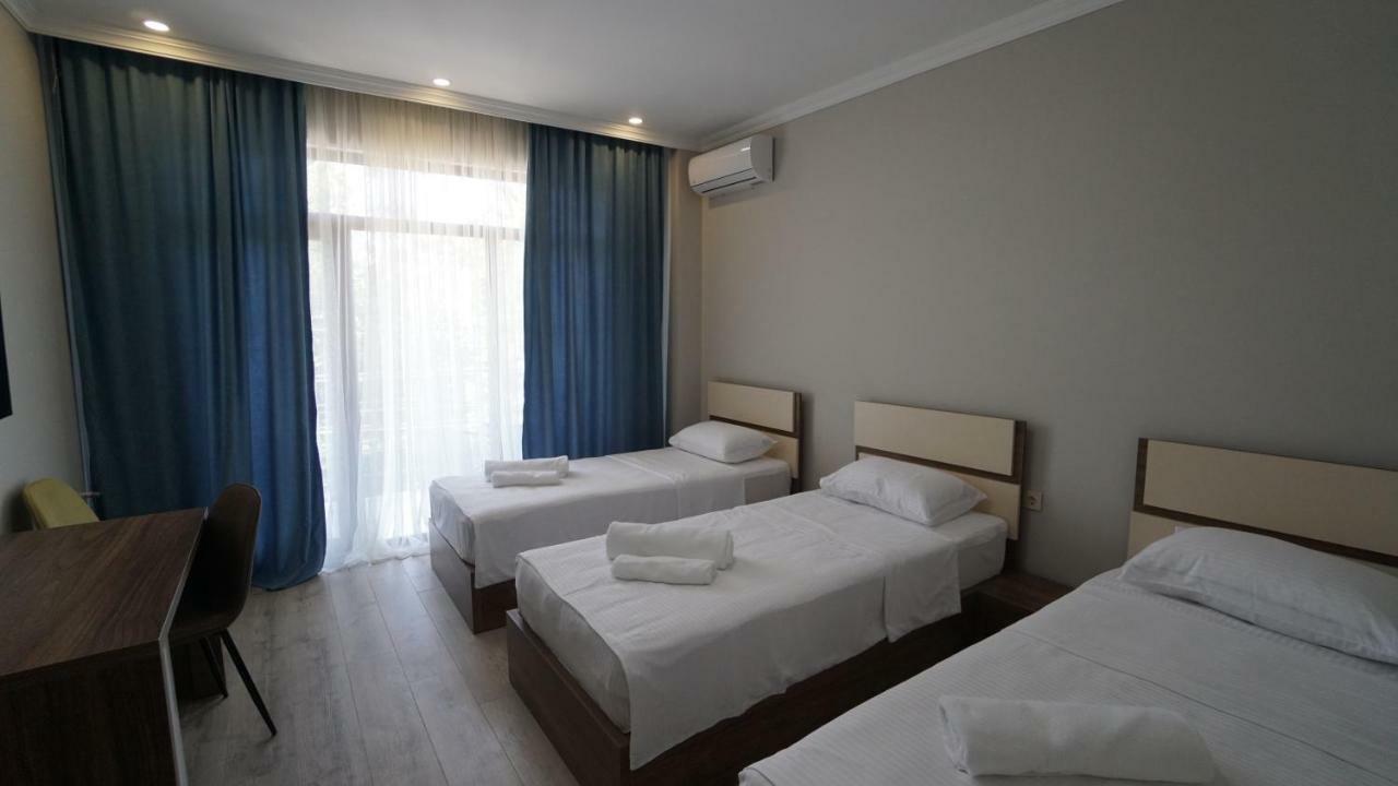 Hotel Horizon Кобулети Екстериор снимка